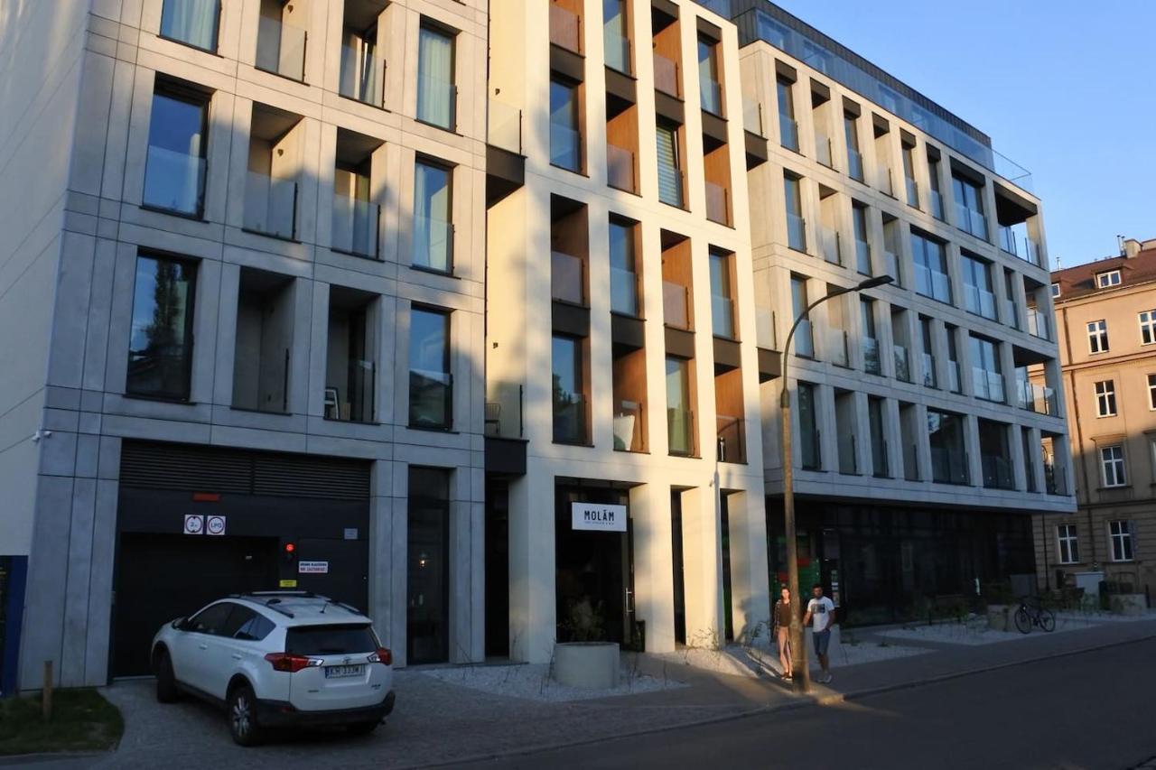 Boutique 108 - Old City, Luxury Apt. With A Garage Краків Екстер'єр фото