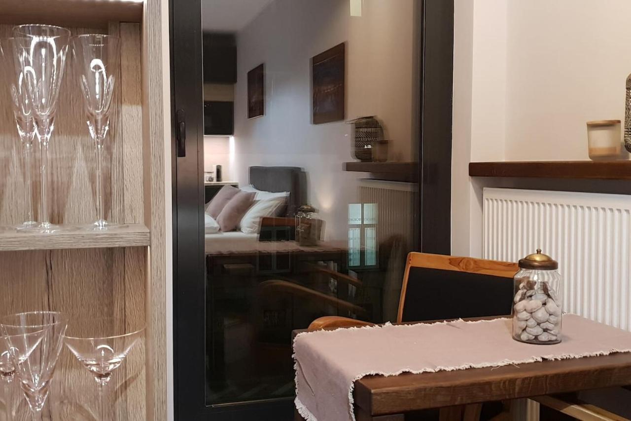 Boutique 108 - Old City, Luxury Apt. With A Garage Краків Екстер'єр фото